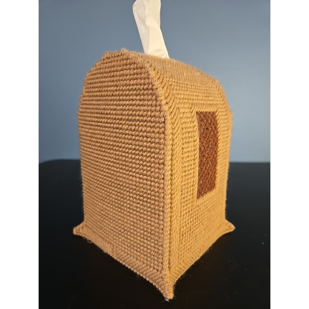 Retro Radio Shape Tissue Cover Box Practical and Cute Handmade - Picture 4 of 10